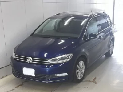 Volkswagen GOLF TOURAN