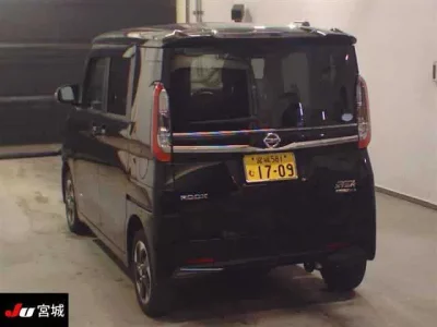Nissan ROOX