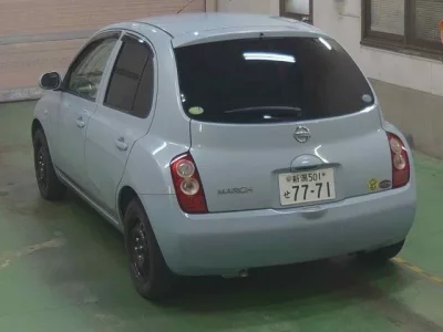 Nissan MARCH