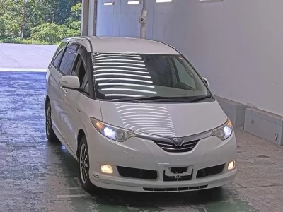 Toyota ESTIMA HYBRID