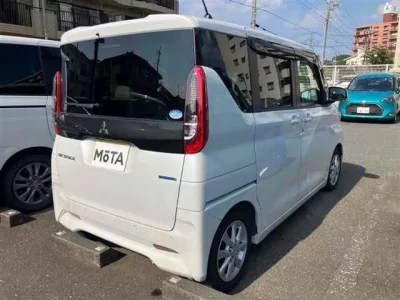 Mitsubishi EK SPACE