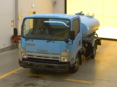 Isuzu ELF