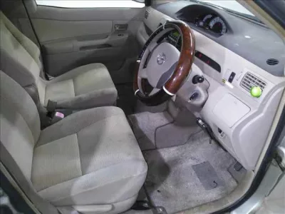 Toyota RAUM