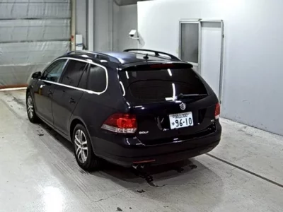 Volkswagen GOLF VARIANT