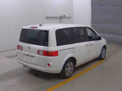 Nissan LAFESTA