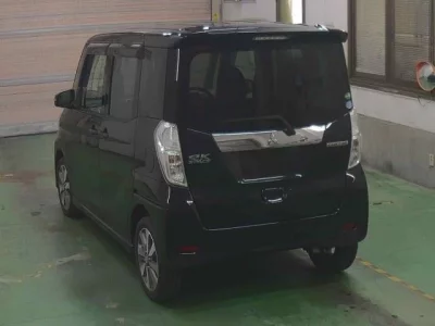 Mitsubishi EK SPACE