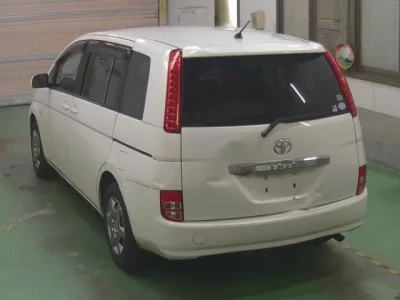 Toyota ISIS