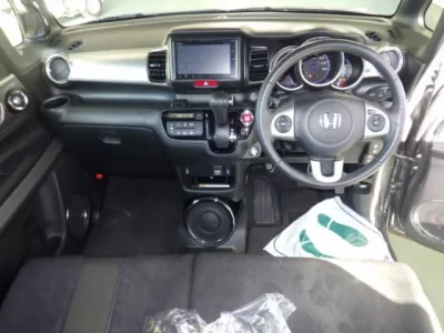 Honda N BOX SLASH