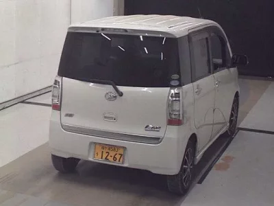 Daihatsu TANTO EXE