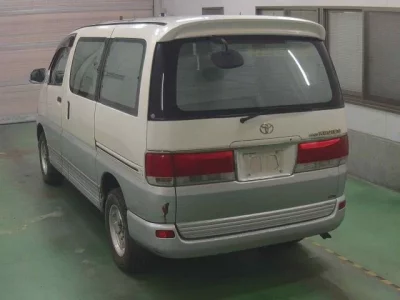 Toyota HIACE REGIUS