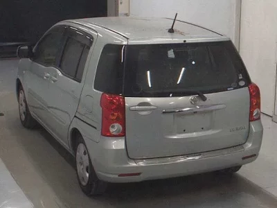 Toyota RAUM