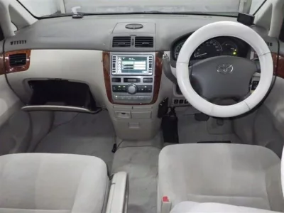 Toyota IPSUM