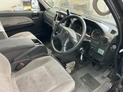 Isuzu COMO