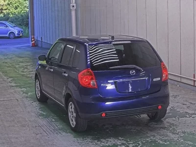 Mazda VERISA