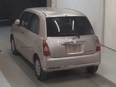 Daihatsu MIRA