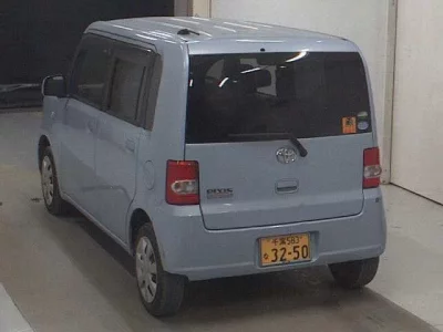 Toyota PIXIS SPACE