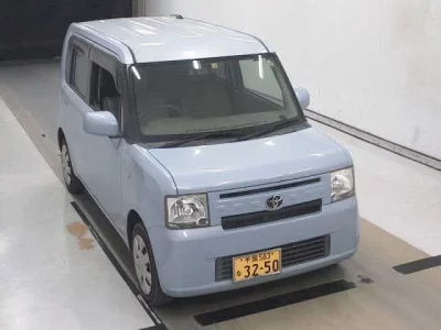 Toyota PIXIS SPACE