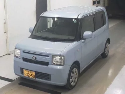 Toyota PIXIS SPACE