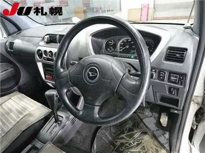 Daihatsu TERIOS KID