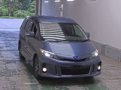 Toyota ESTIMA HYBRID