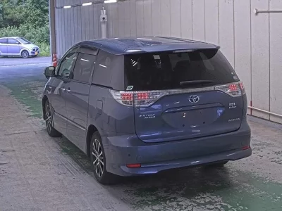 Toyota ESTIMA HYBRID