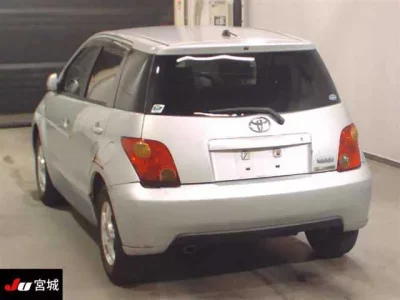 Toyota IST