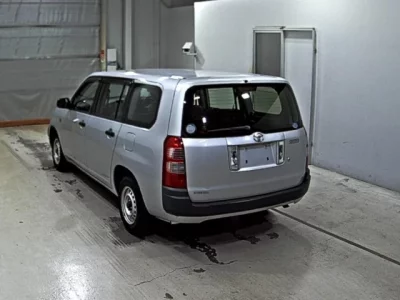Toyota SUCCEED