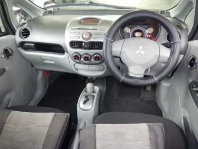 Mitsubishi I