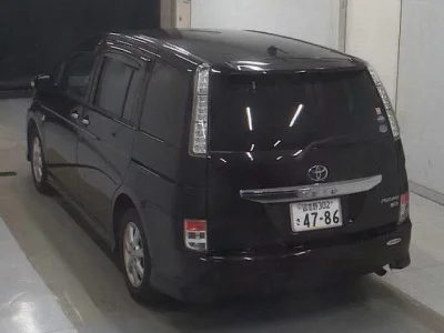 Toyota ISIS