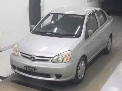 Toyota PLATZ