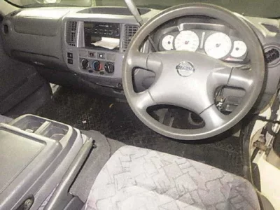 Nissan CARAVAN BUS