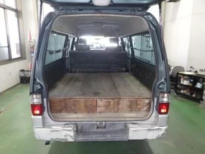Mazda BONGO BRAWNY VAN