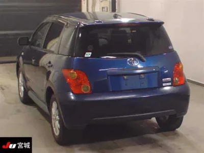 Toyota IST