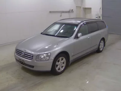 Nissan STAGEA
