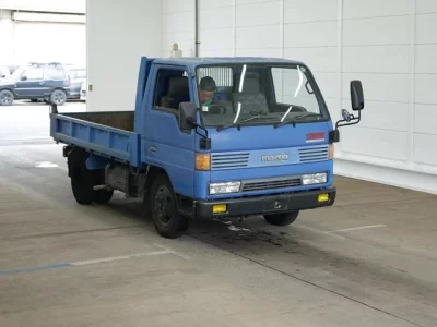 Mazda TITAN