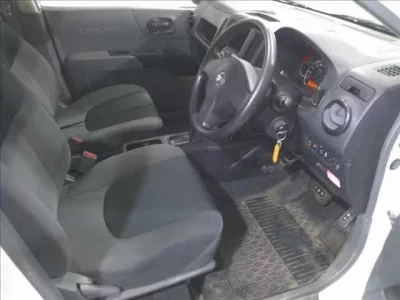 Nissan AD