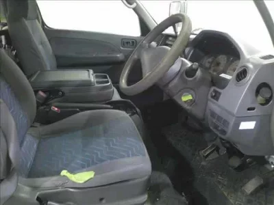 Isuzu COMO