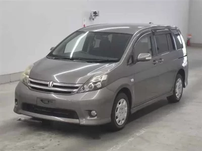 Toyota ISIS