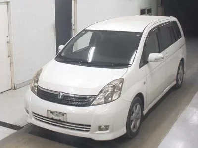Toyota ISIS