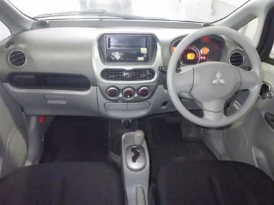 Mitsubishi I