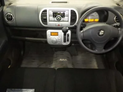 Suzuki MRWAGON