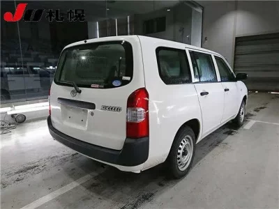 Toyota SUCCEED