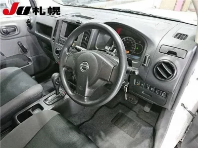 Nissan AD