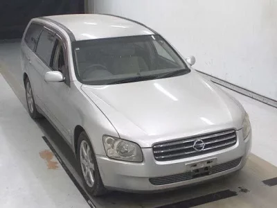 Nissan STAGEA