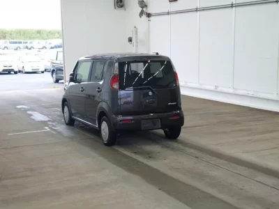 Suzuki MRWAGON