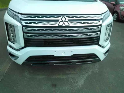 Mitsubishi DELICA D5