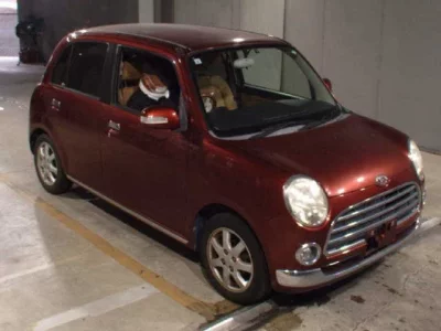 Daihatsu MIRA