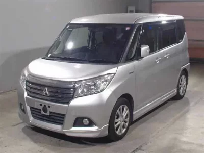 Mitsubishi DELICA D2