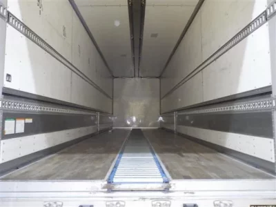 Isuzu TRUCK