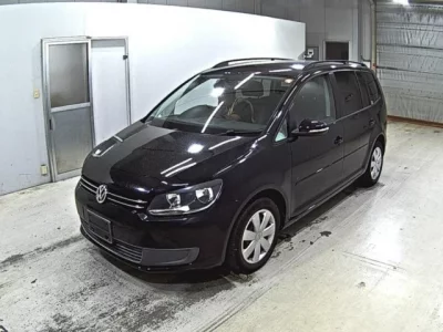 Volkswagen GOLF TOURAN